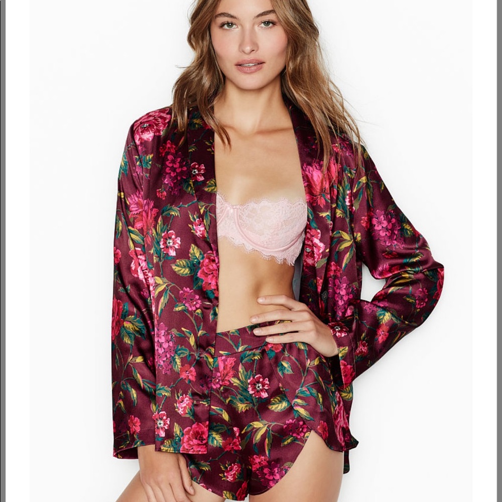 VS Victoria’s Secret Satin Floral Button Up Night Shirt Med Bloomcore Gardencore